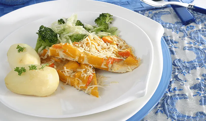 Pumpkin omelet with stir-fried vegetables